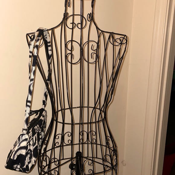 Vera Bradley Crossbody Purselet - Picture 2 of 5